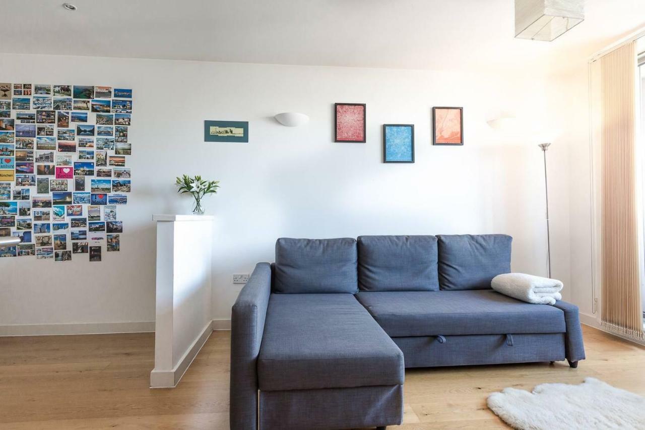 Modern 1 Bedroom Apartment In E1 With Great Views ลอนดอน ภายนอก รูปภาพ